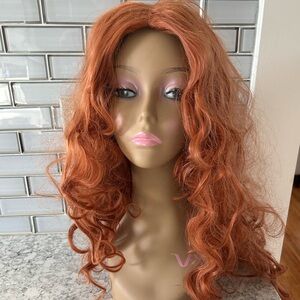Beautiful Sexy Long Curly Wavy Wig Strawberry Loose Wave wig
New W/O tags